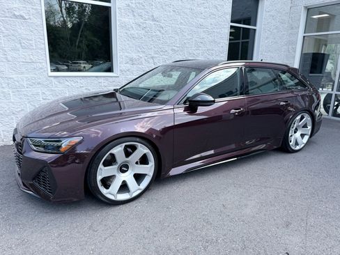 Used 2024 Audi RS 6 performance AWD/4WD image 2