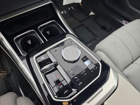 New 2026 BMW 760i xDrive image 18