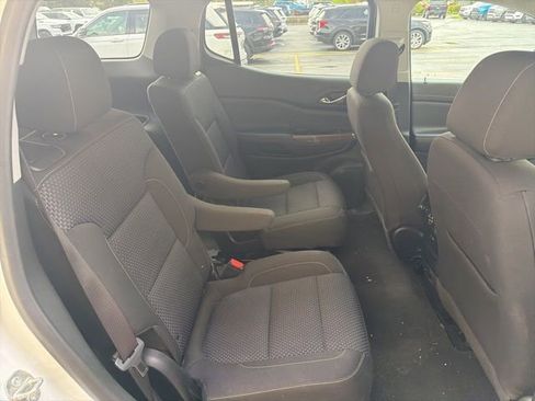 Used 2021 GMC Acadia SLE FWD image 10
