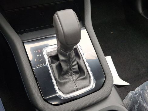 New 2025 Subaru Forester Limited image 12