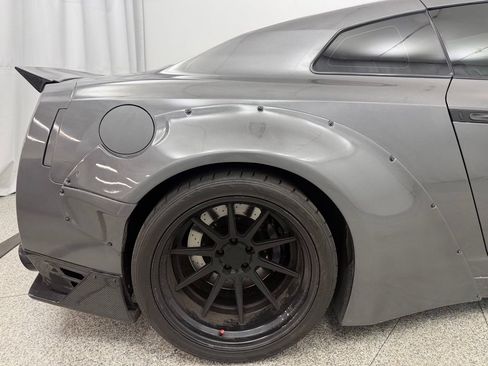 Used 2015 Nissan GT-R Black Edition AWD/4WD image 20