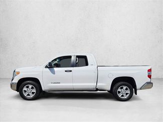 Used 2015 Toyota Tundra SR5 w/ SR5 Upgrade Package video 3