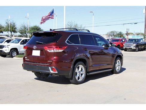 Used 2019 Toyota Highlander Limited image 6