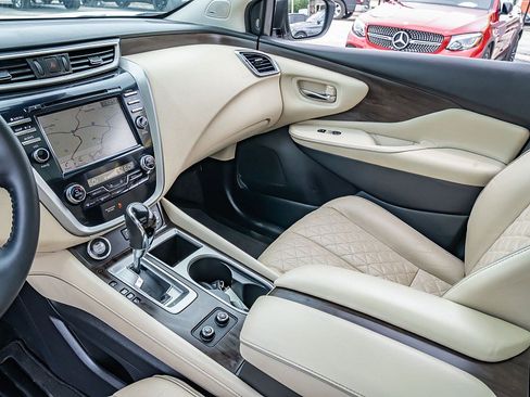 Used 2020 Nissan Murano Platinum FWD image 16