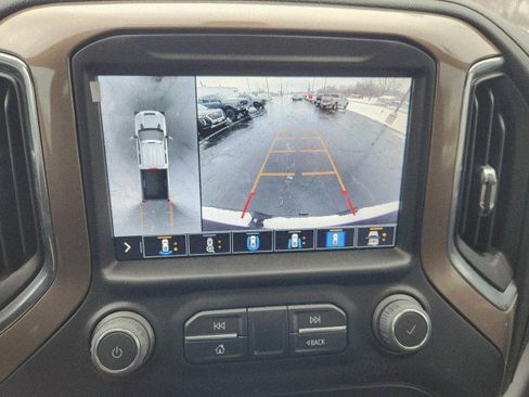 Used 2023 Chevrolet Silverado 2500 High Country w/ Z71 Off-Road Package image 43