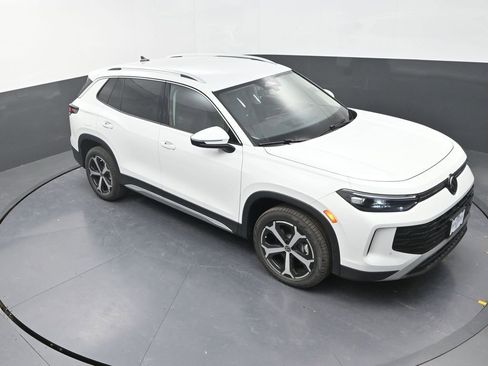 New 2026 Volkswagen Tiguan SE AWD/4WD image 12