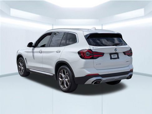 Used 2022 BMW X3 sDrive30i w/ Convenience Package RWD image 3