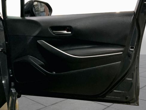 Used 2025 Toyota Corolla SE w/ Convenience Package FWD image 23