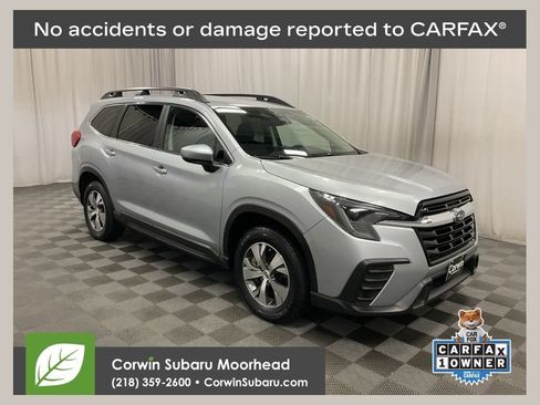 Used 2025 Subaru Ascent Premium AWD/4WD image 1