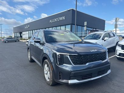 Used 2024 Kia Sorento LX