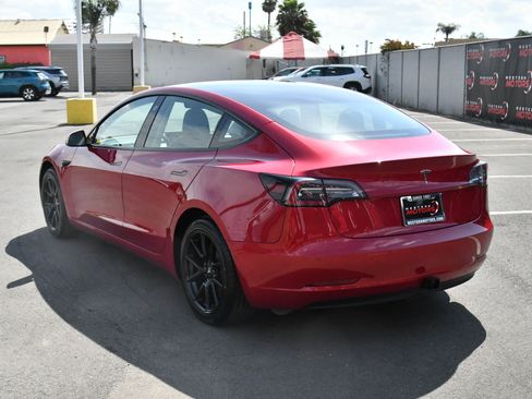 Used 2021 Tesla Model 3 Standard Range Plus image 6