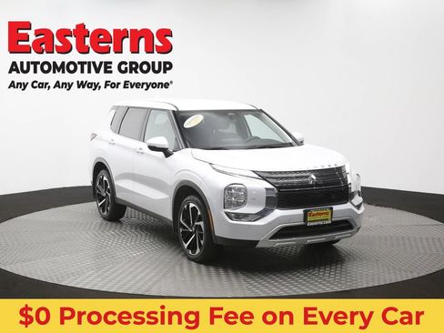 Used 2024 Mitsubishi Outlander SE AWD/4WD image 49