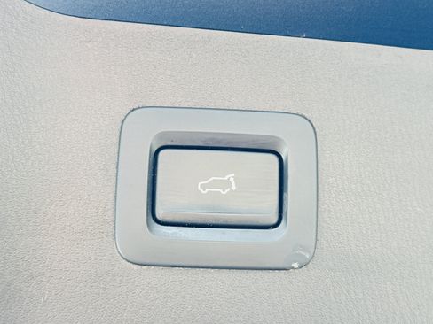 Certified 2023 MAZDA CX-5 AWD 2.5 S w/ Premium Plus Pkg image 2