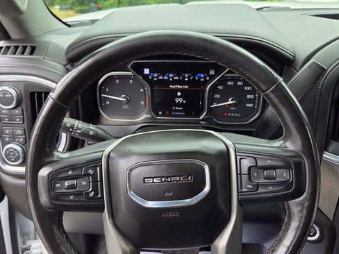 Used 2021 GMC Sierra 2500 Denali w/ Denali Ultimate Package AWD/4WD image 18