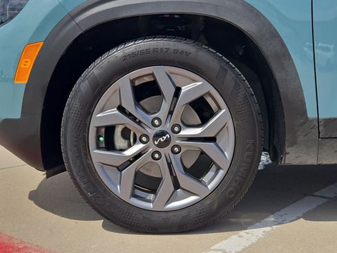 Used 2024 Kia Seltos S FWD image 14
