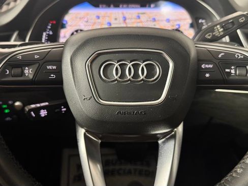 Used 2019 Audi Q7 3.0T Prestige w/ Prestige Package AWD/4WD image 17