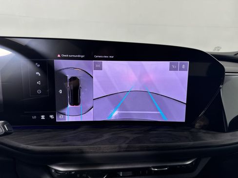 Certified 2025 Audi Q5 Premium Plus w/ Premium Plus AWD/4WD image 5