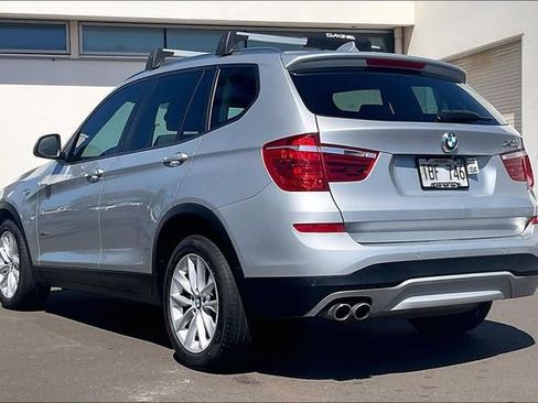 Used 2017 BMW X3 sDrive28i RWD image 10