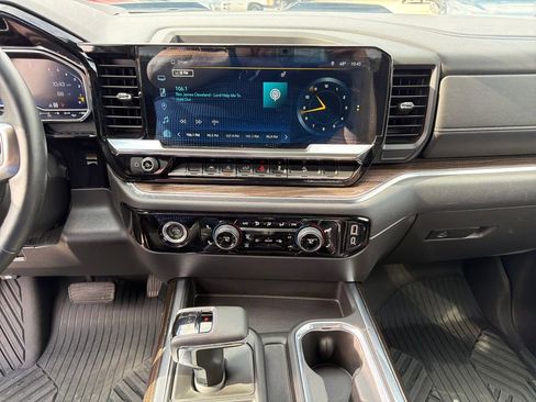 Used 2024 Chevrolet Silverado 1500 LT Trail Boss image 20