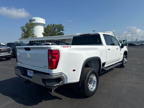 Certified 2022 Chevrolet Silverado 3500 LTZ w/ LTZ Plus Package AWD/4WD image 5