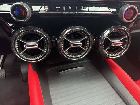 Used 2025 Chevrolet Blazer EV SS w/ Performance Package image 24