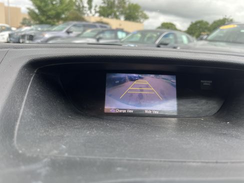 Used 2016 Honda CR-V SE image 25