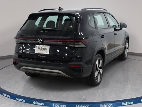 Used 2025 Volkswagen Taos S AWD/4WD image 6