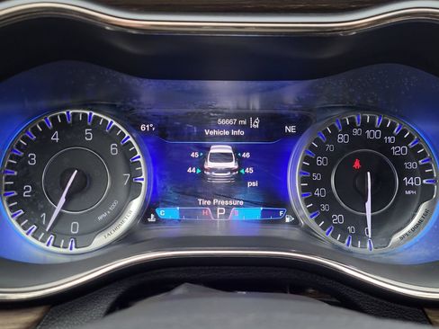 Used 2015 Chrysler 200 C w/ Navigation & Sound Group I image 26