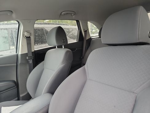 Used 2019 Kia Sorento AWD w/ LX Convenience Package image 17