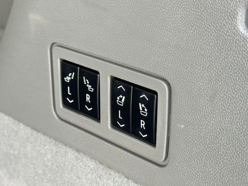 Used 2020 Cadillac XT6 Premium Luxury image 28