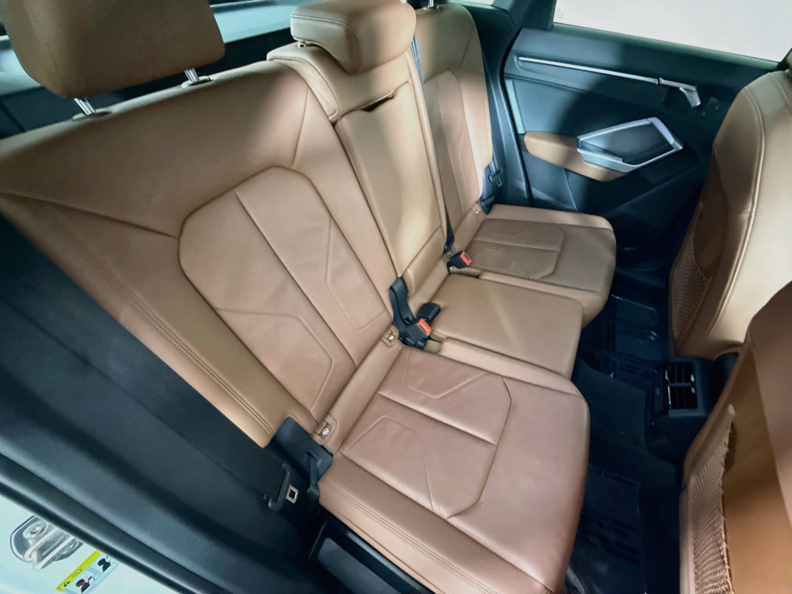 Used 2019 Audi Q3 2.0T Premium Plus w/ Premium Plus Package AWD/4WD image 25