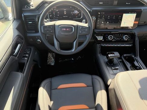 New 2026 GMC Sierra 1500 AT4 w/ AT4 Premium Package AWD/4WD image 18