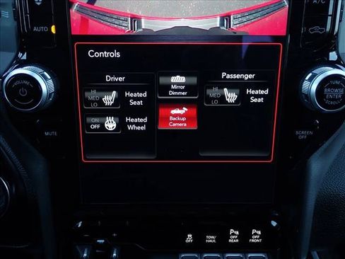 Used 2021 RAM 1500 Big Horn AWD/4WD image 17