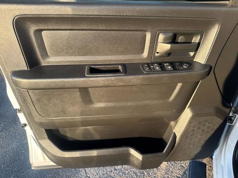 Used 2015 RAM 1500 Express AWD/4WD image 6