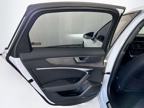 Used 2024 Audi A6 Premium Plus w/ Premium Plus Package image 26