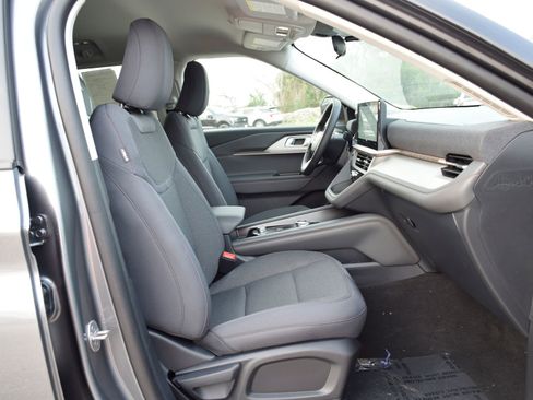 New 2026 Ford Explorer Active image 25