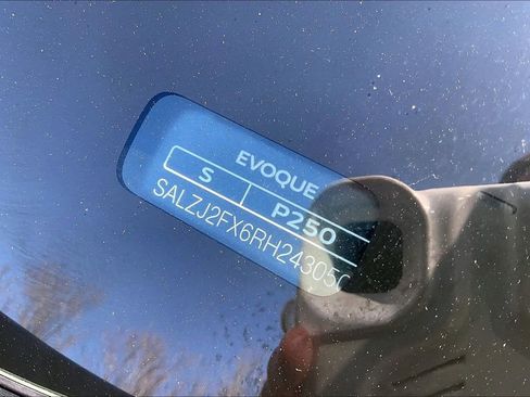 Used 2024 Land Rover Range Rover Evoque S image 24