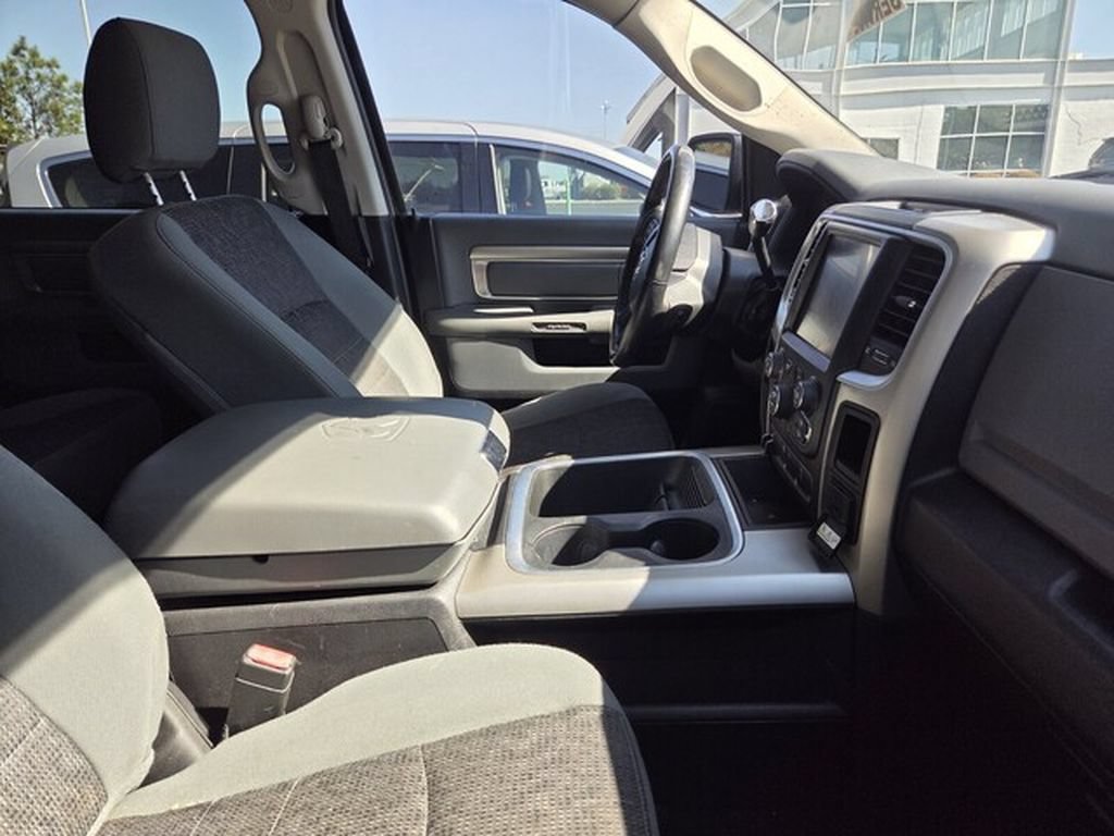 Used 2016 RAM 2500 Big Horn RWD image 9
