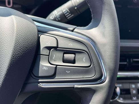 Used 2024 Buick Envista Sport Touring w/ Convenience I Package FWD image 22