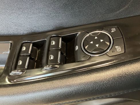 Used 2018 Ford Edge SEL w/ Equipment Group 201A AWD/4WD image 15