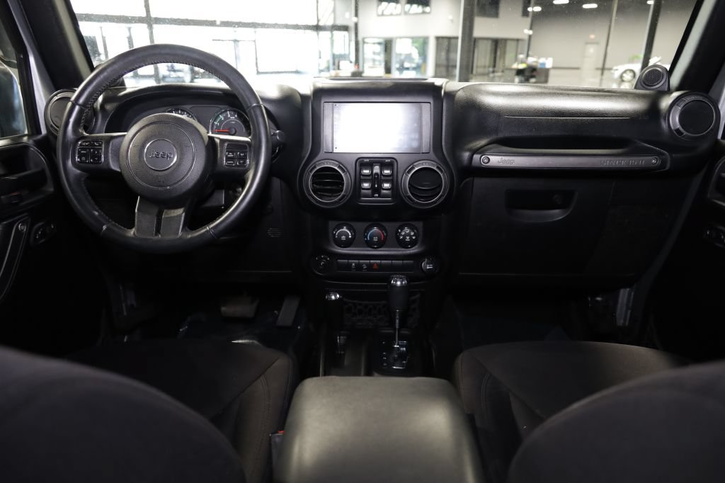 Used 2014 Jeep Wrangler Unlimited Sport w/ Quick Order Package 24S AWD/4WD image 19