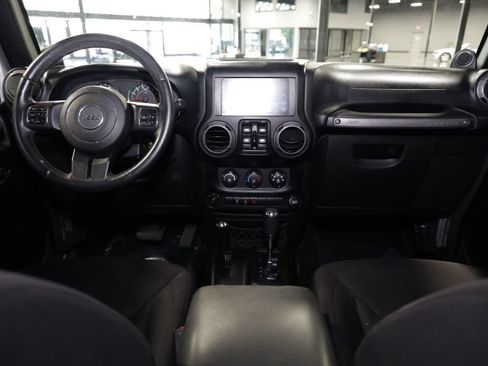 Used 2014 Jeep Wrangler Unlimited Sport w/ Quick Order Package 24S AWD/4WD image 19