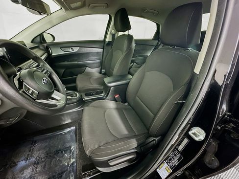 Used 2021 Kia Forte Sedan image 25