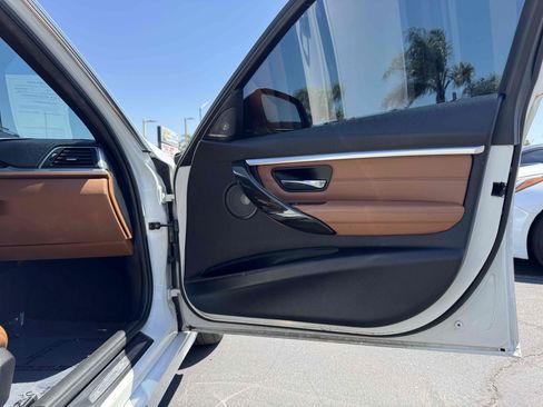 Used 2016 BMW 340i Sedan RWD image 24