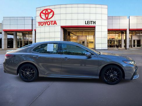 Used 2024 Toyota Camry XSE image 4