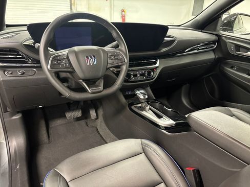 Used 2025 Buick Envista Sport Touring w/ Convenience I Package image 27