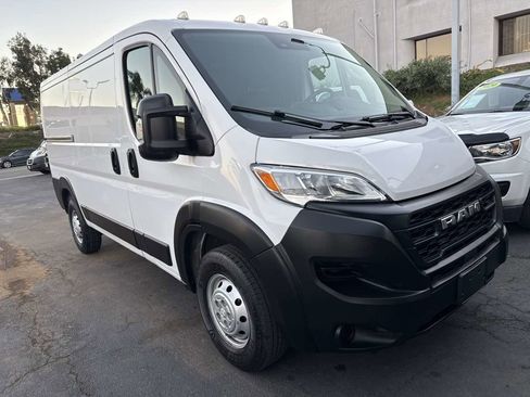 Used 2023 RAM ProMaster 2500 image 2