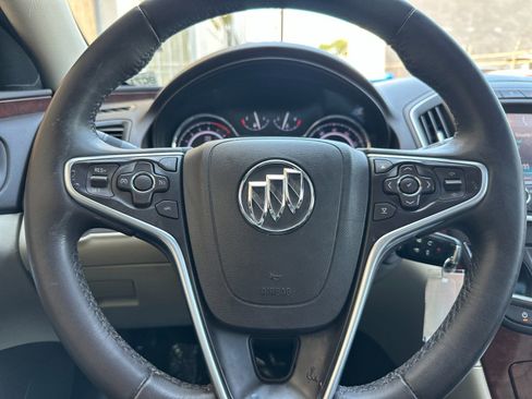 Used 2016 Buick Regal FWD image 23