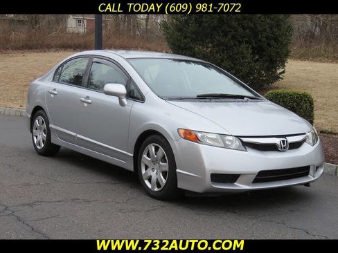 Used 2010 Honda Civic LX image 3
