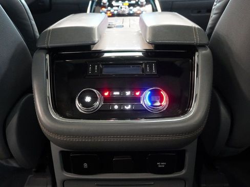 Used 2021 Lincoln Navigator L Black Label w/ Cargo Convenience Package image 30